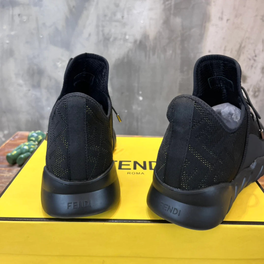 FENDI SNEAKER