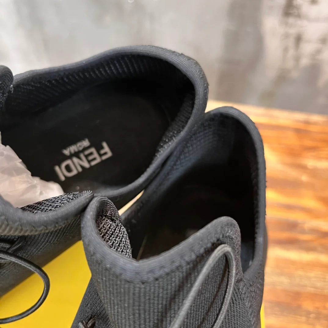 FENDI SNEAKER
