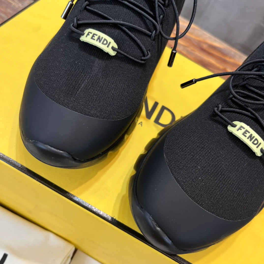 FENDI SNEAKER
