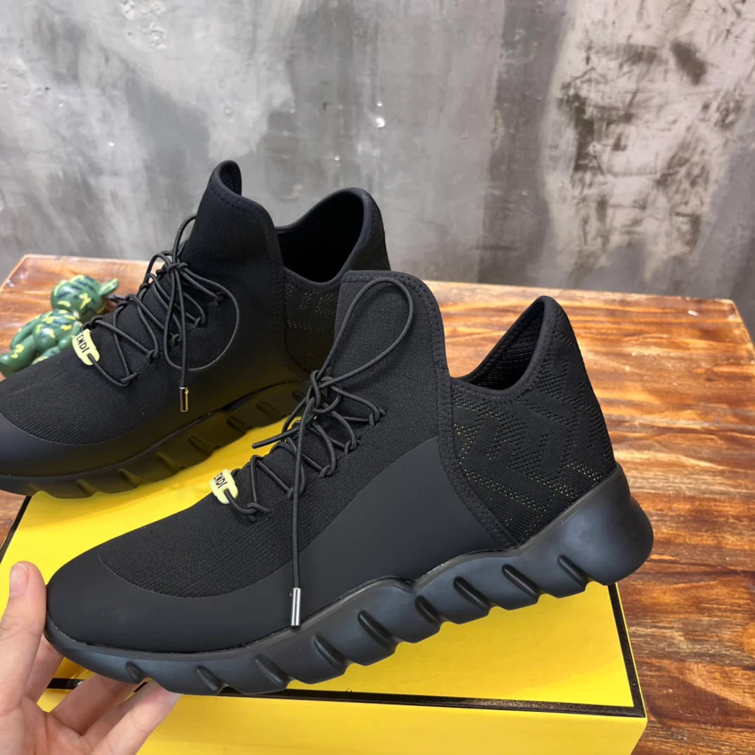 FENDI SNEAKER