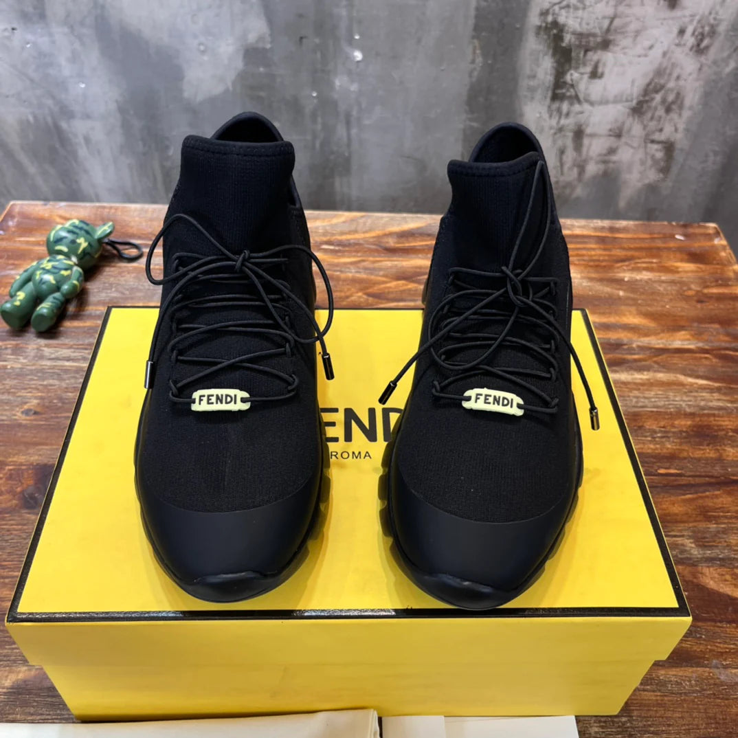 FENDI SNEAKER