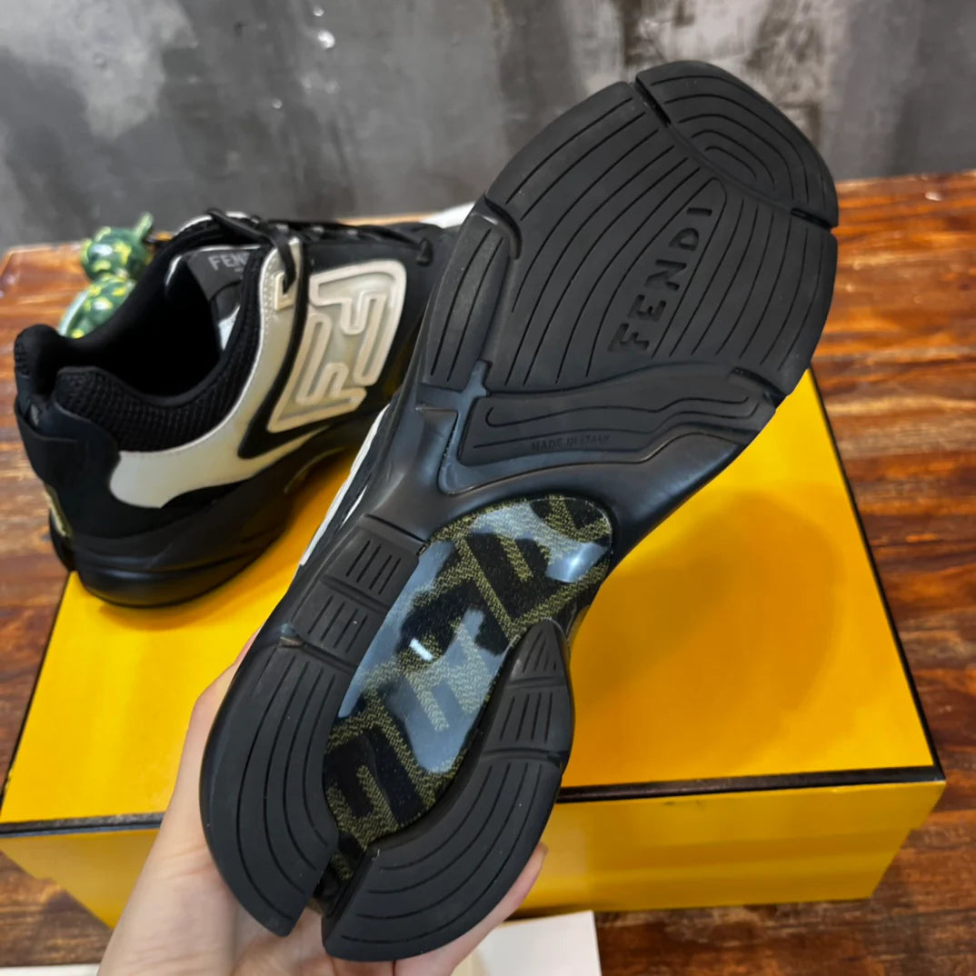 FENDI SNEAKER