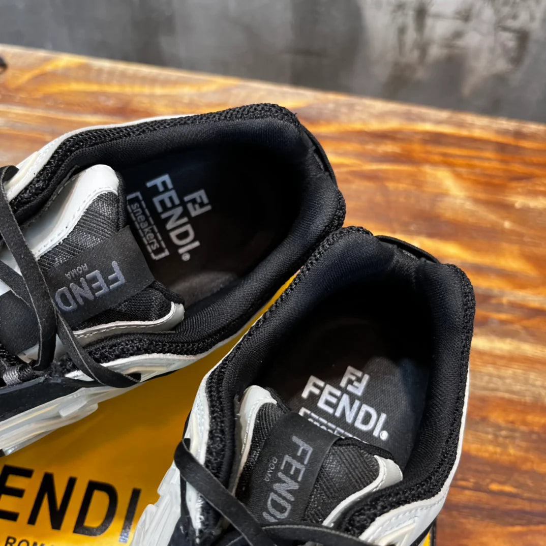 FENDI SNEAKER