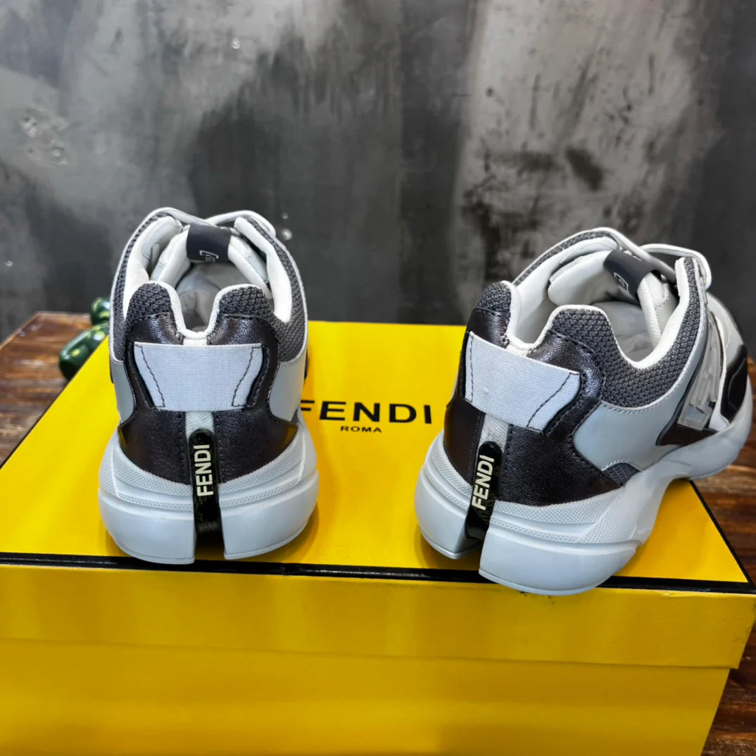 FENDI SNEAKER