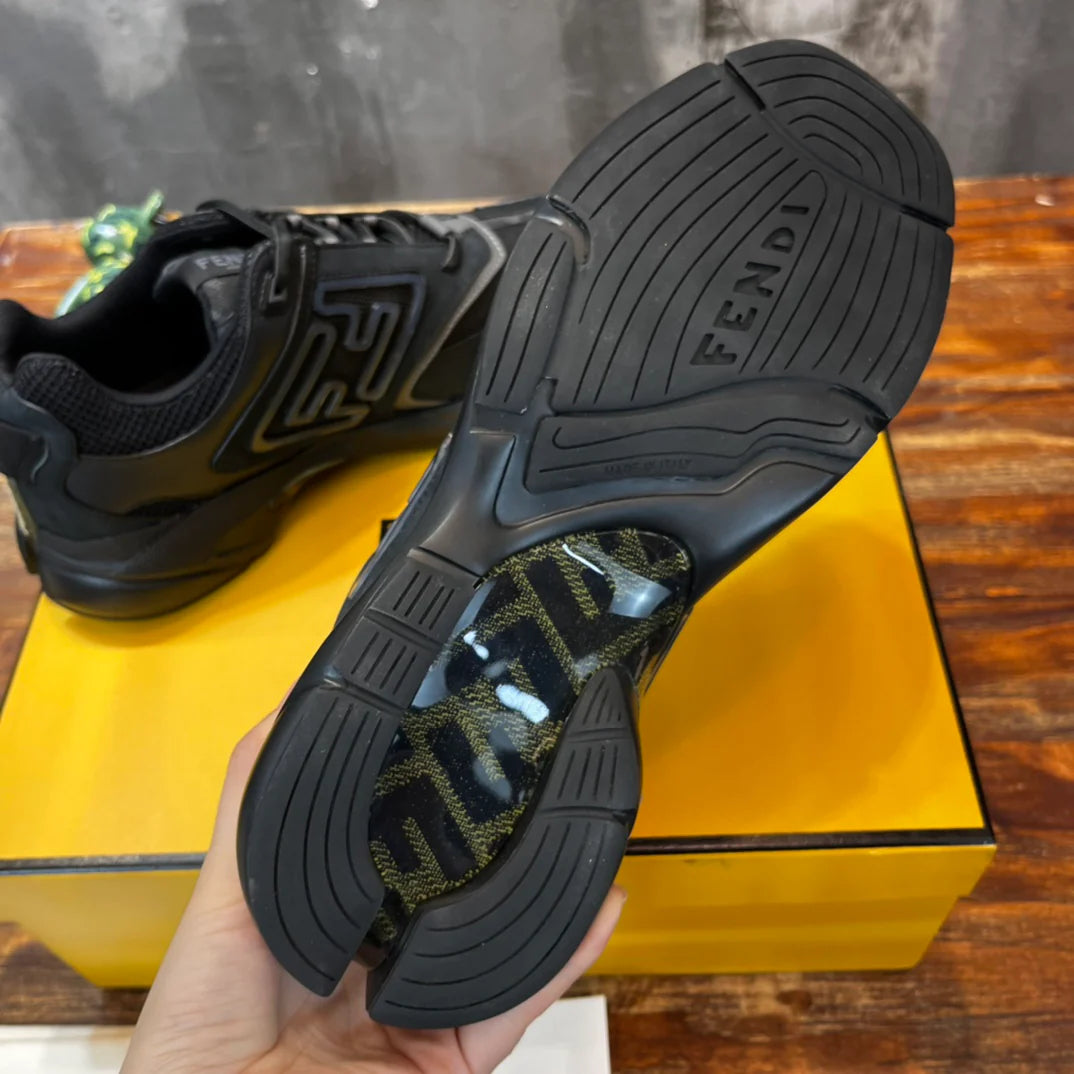 FENDI SNEAKER