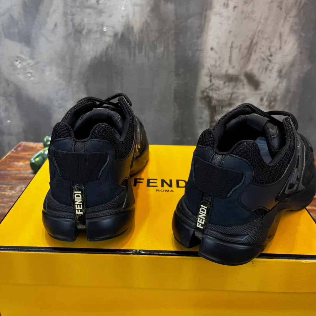 FENDI SNEAKER