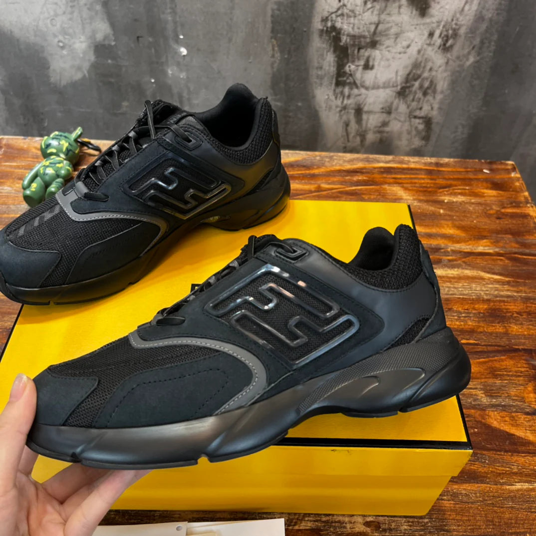FENDI SNEAKER