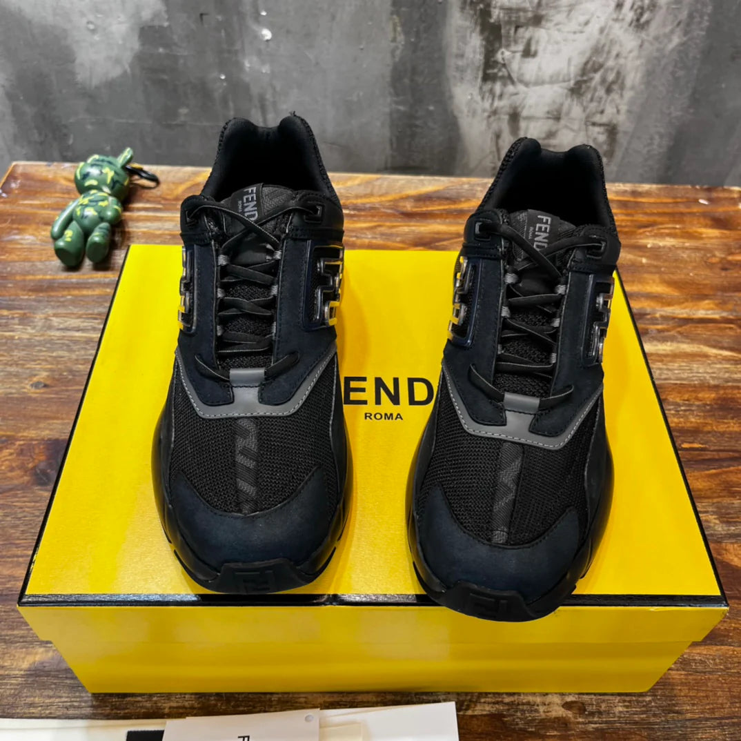 FENDI SNEAKER