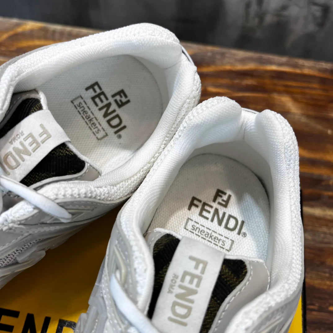 FENDI SNEAKER