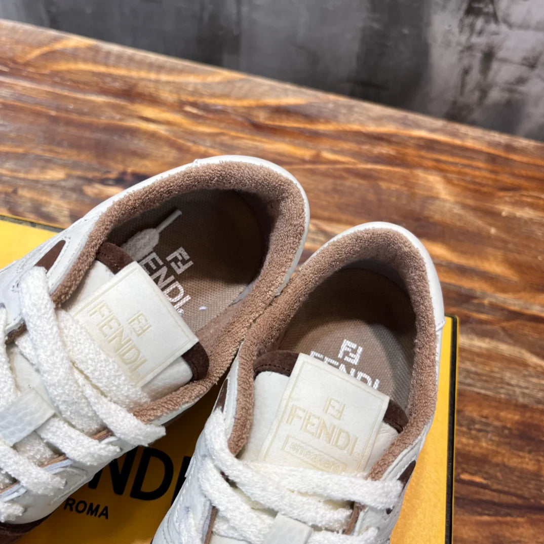 FENDI SNEAKER