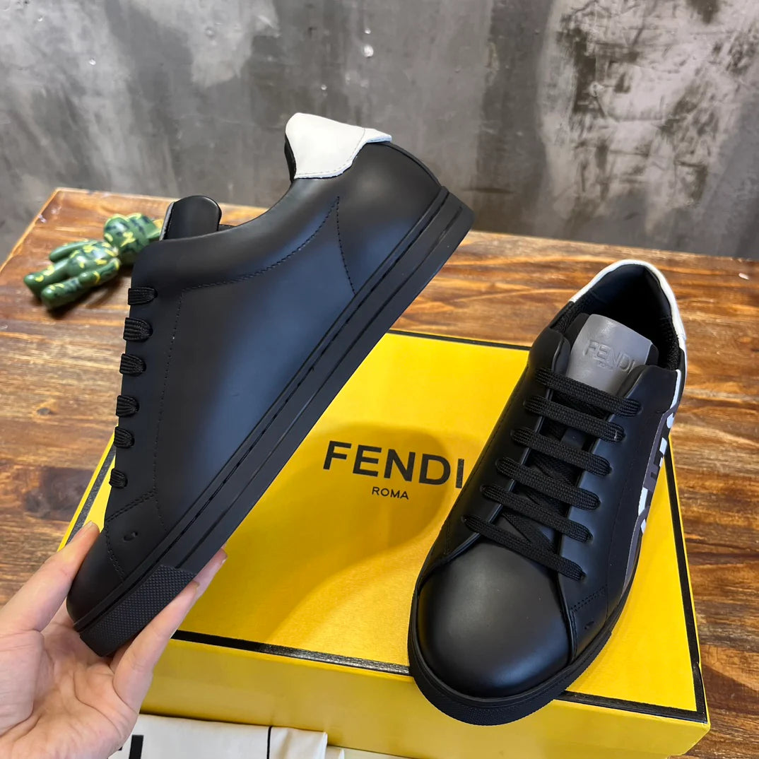 FENDI SNEAKER