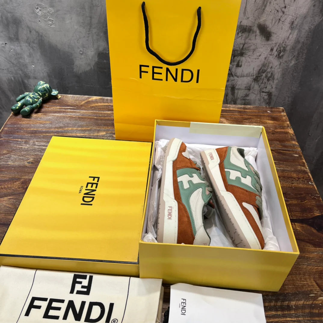 FENDI SNEAKER