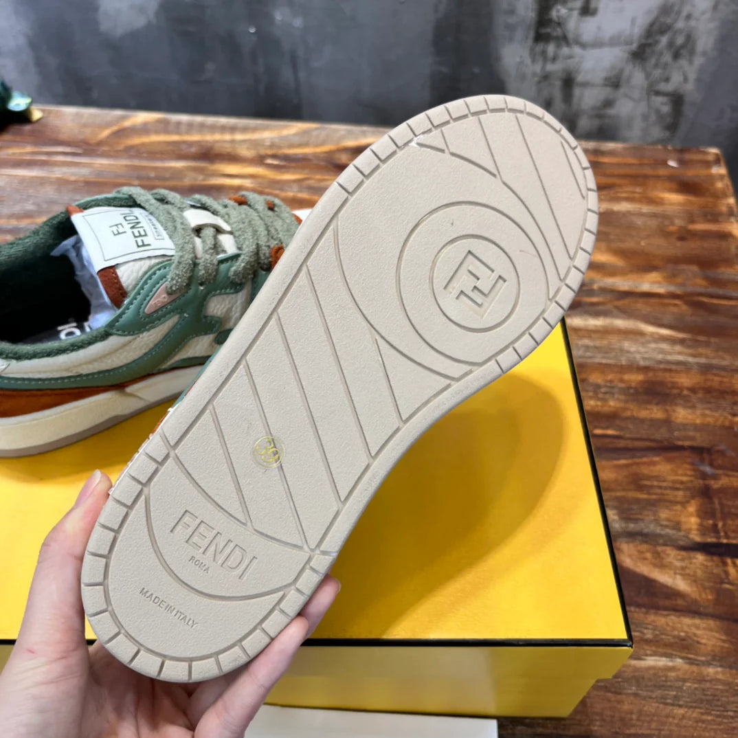 FENDI SNEAKER