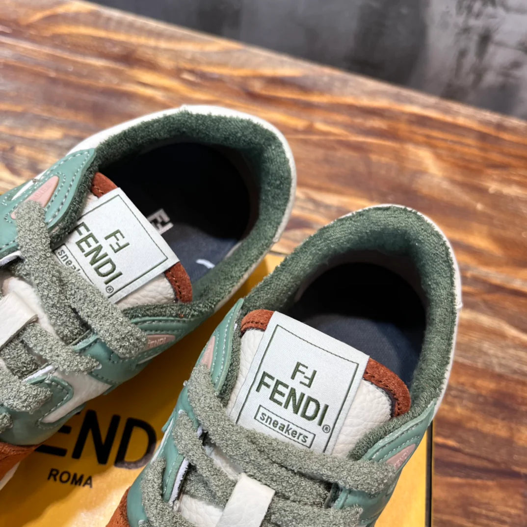 FENDI SNEAKER