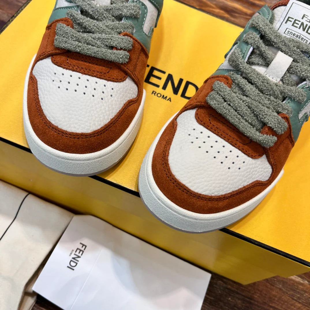FENDI SNEAKER
