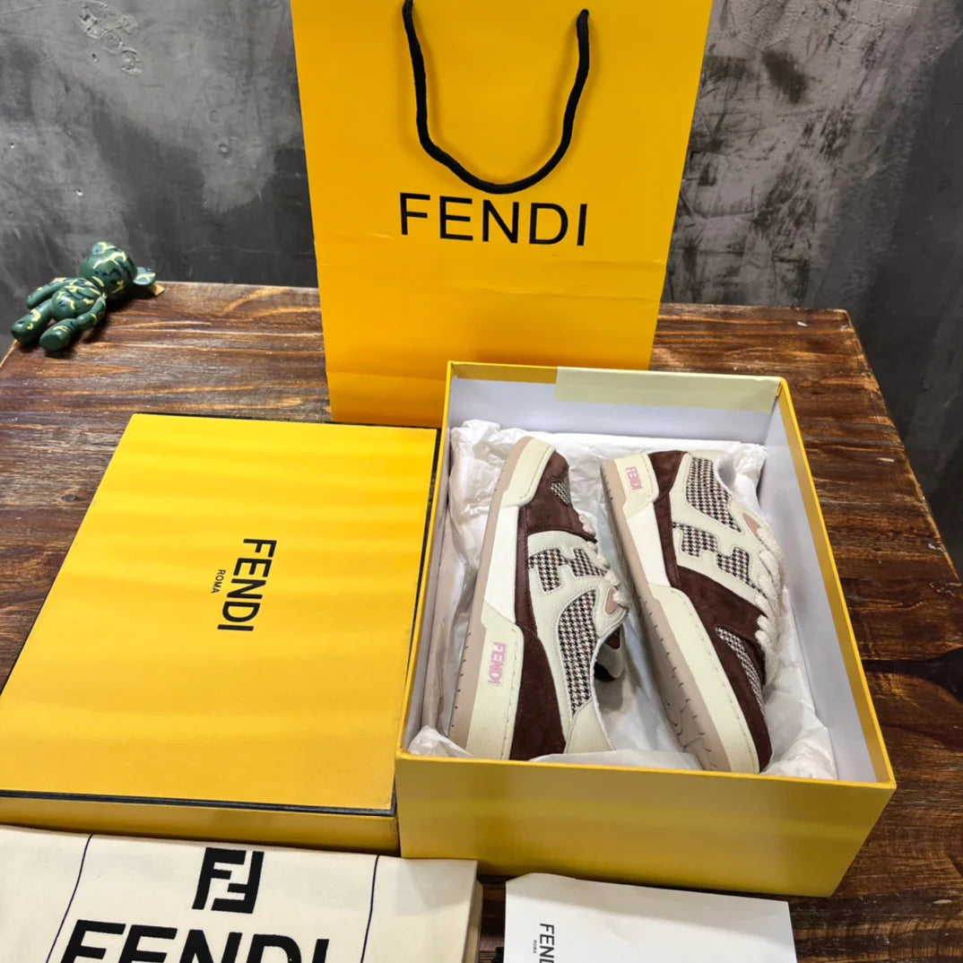 FENDI SNEAKER