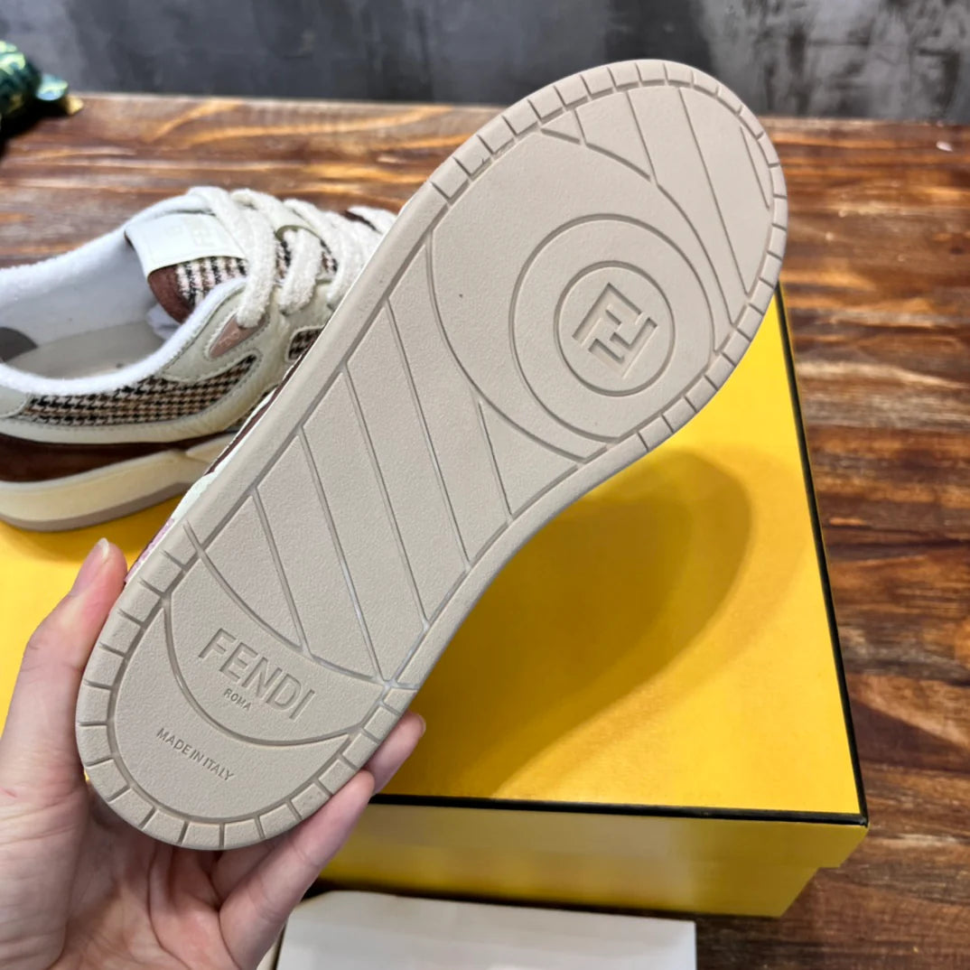 FENDI SNEAKER