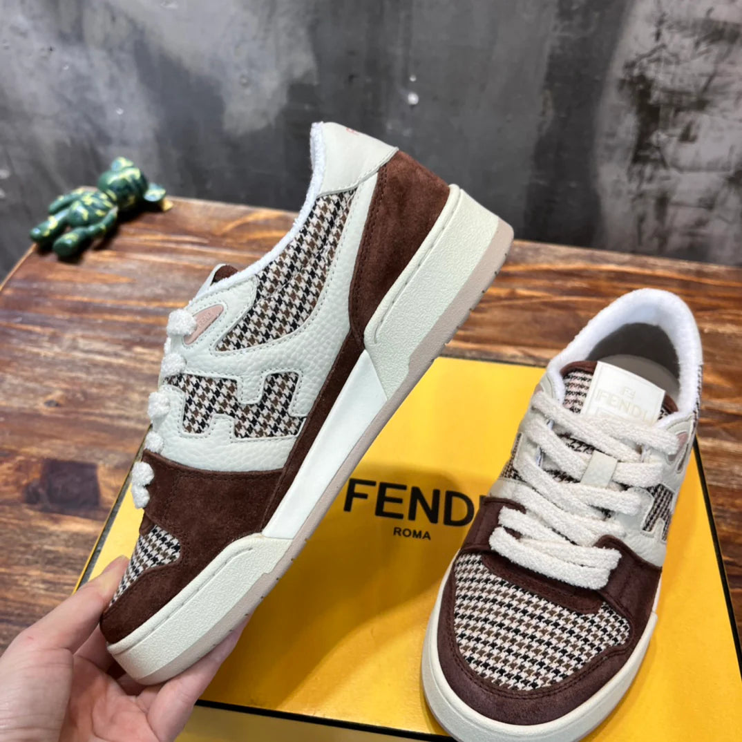 FENDI SNEAKER