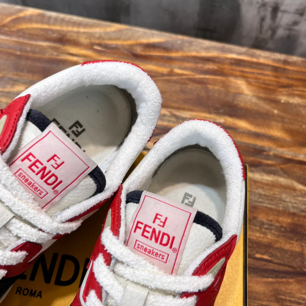 FENDI SNEAKER