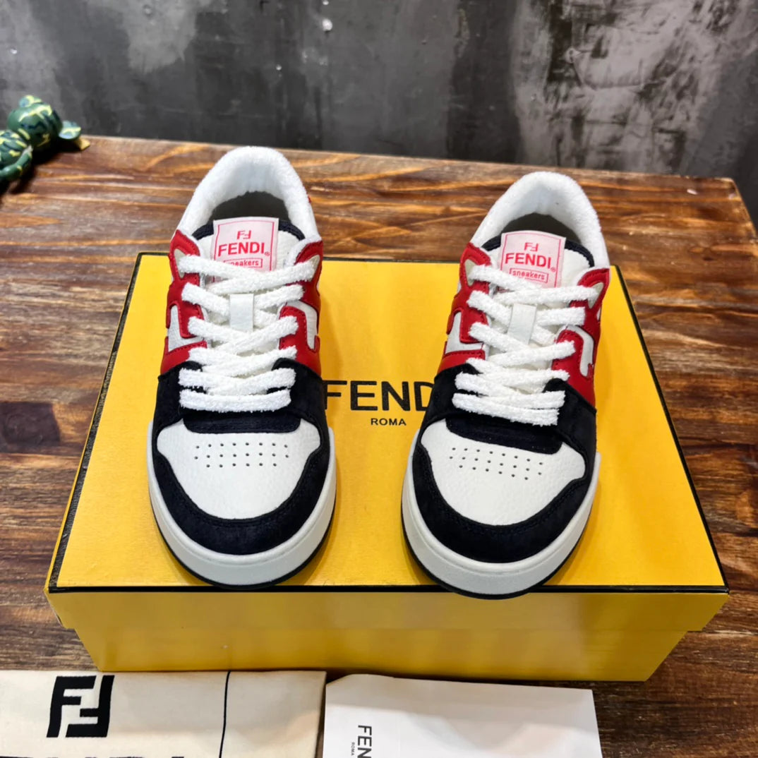 FENDI SNEAKER