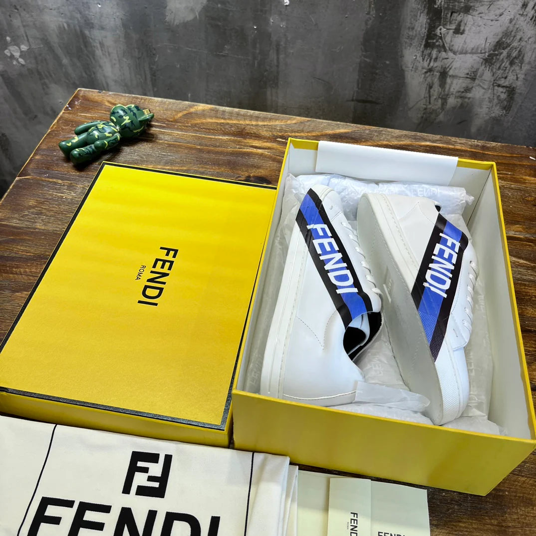 FENDI SNEAKER