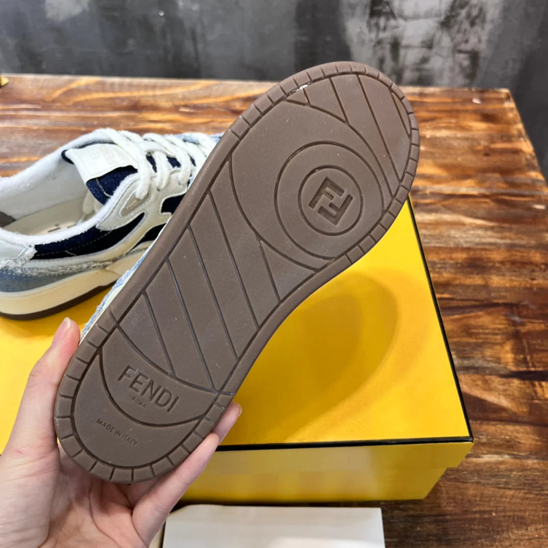 FENDI SNEAKER