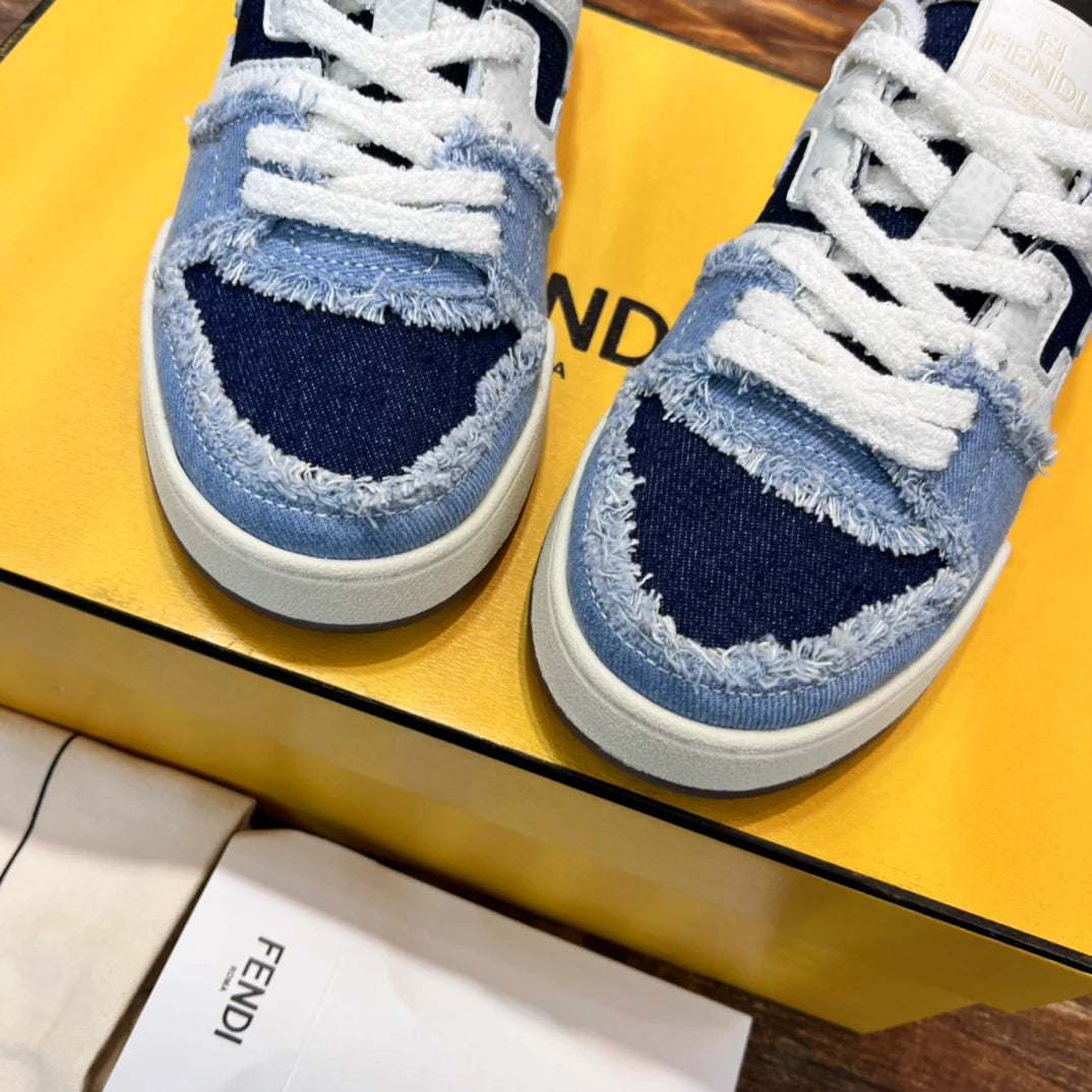 FENDI SNEAKER