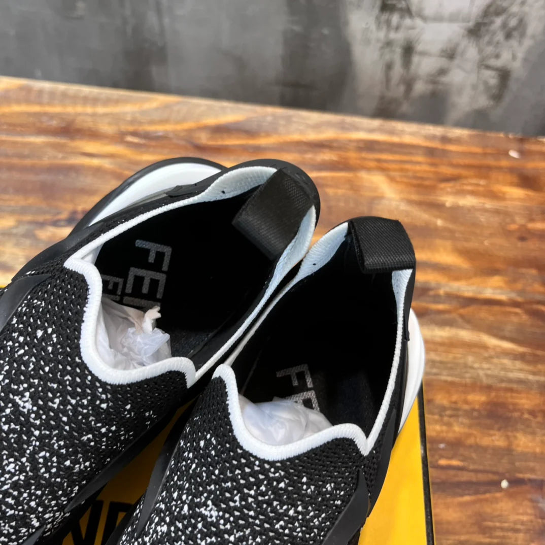 FENDI SNEAKER