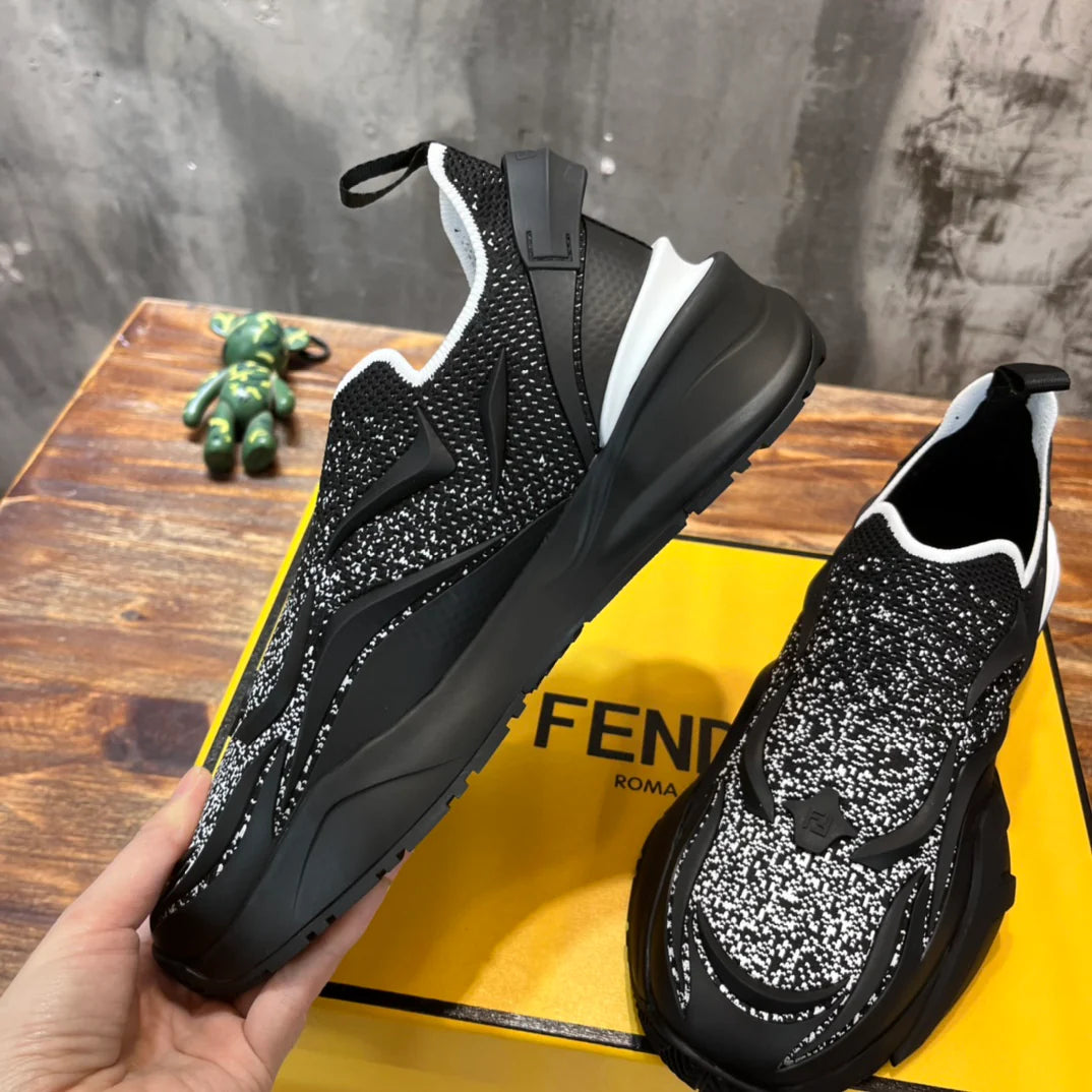 FENDI SNEAKER