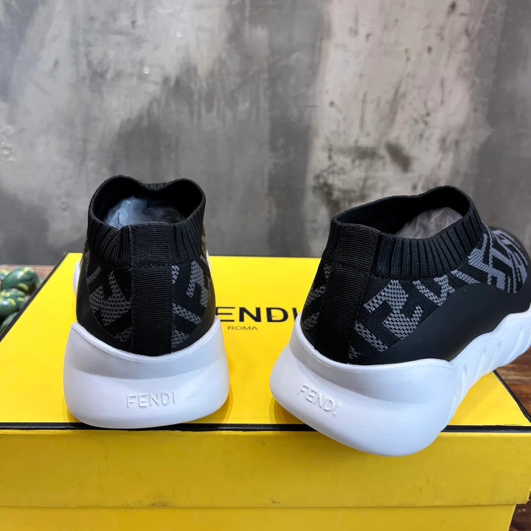 FENDI SNEAKER