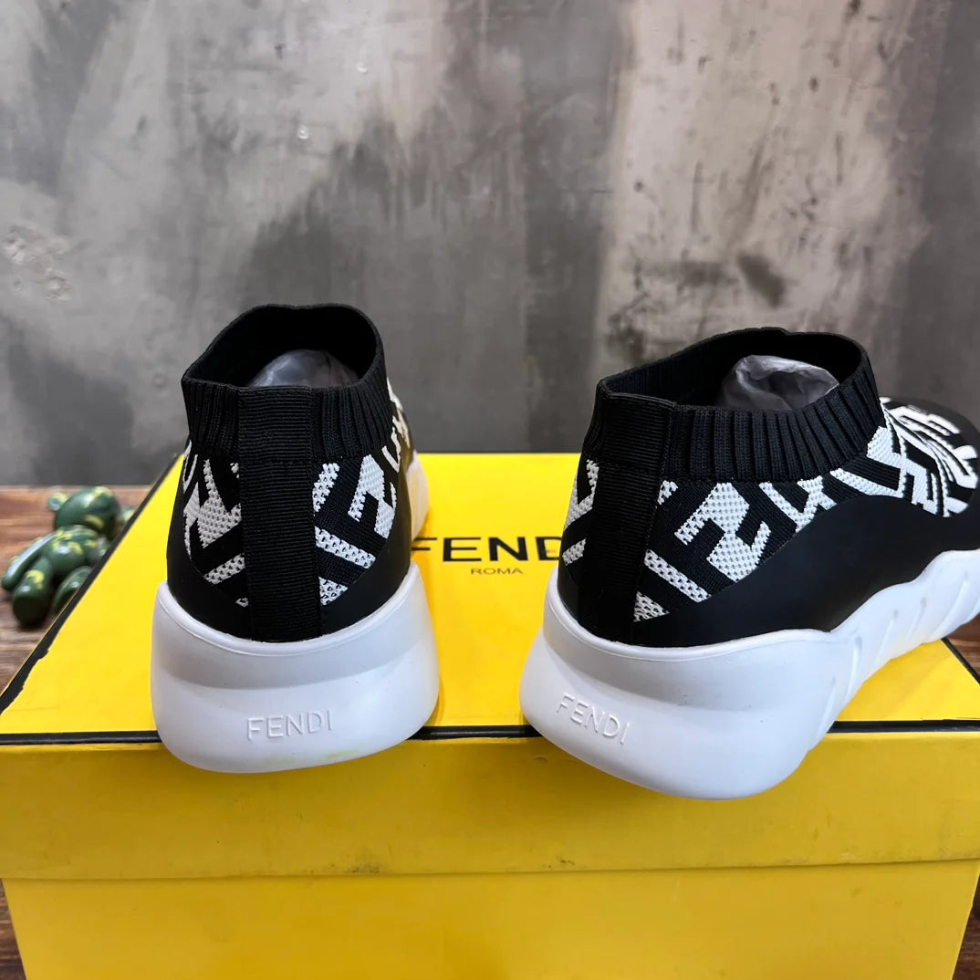 FENDI SNEAKER