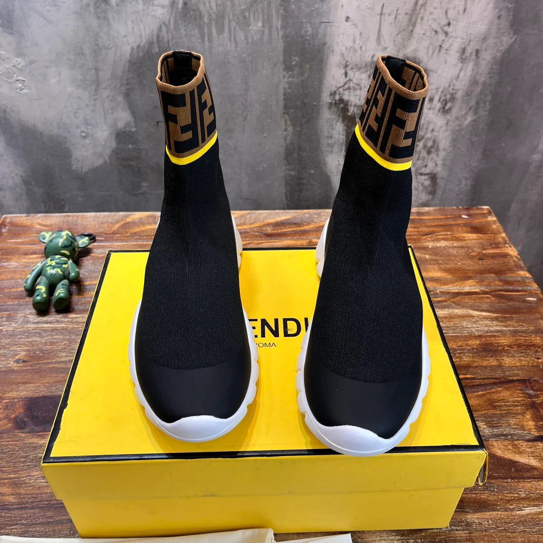 FENDI SNEAKER