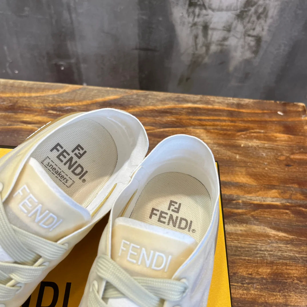 FENDI SNEAKER