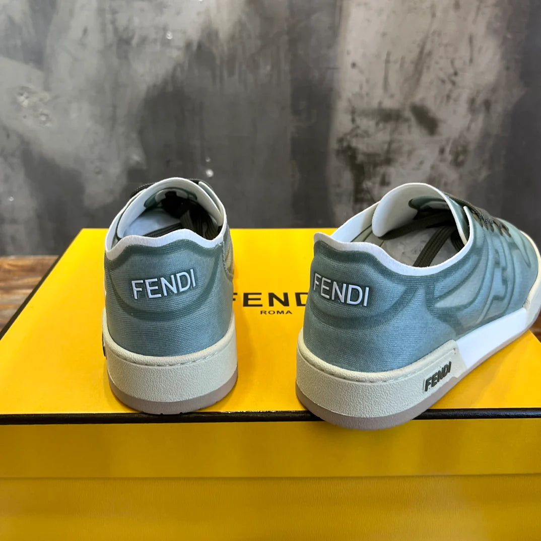 FENDI SNEAKER