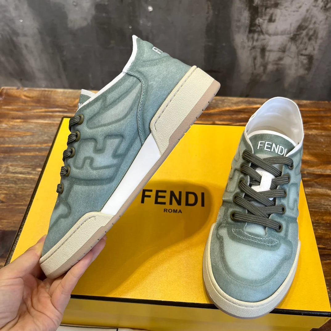 FENDI SNEAKER