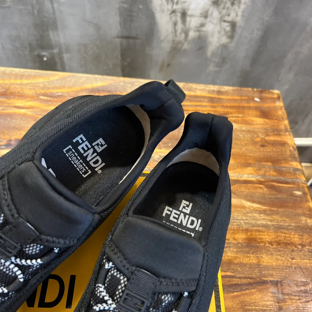 FENDI SNEAKER