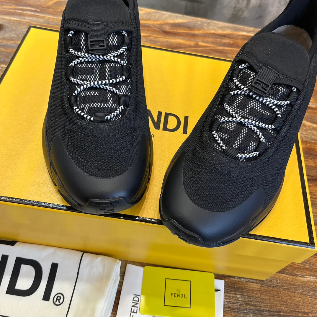 FENDI SNEAKER