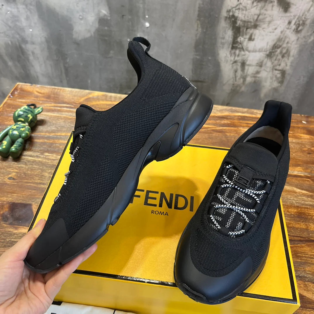 FENDI SNEAKER