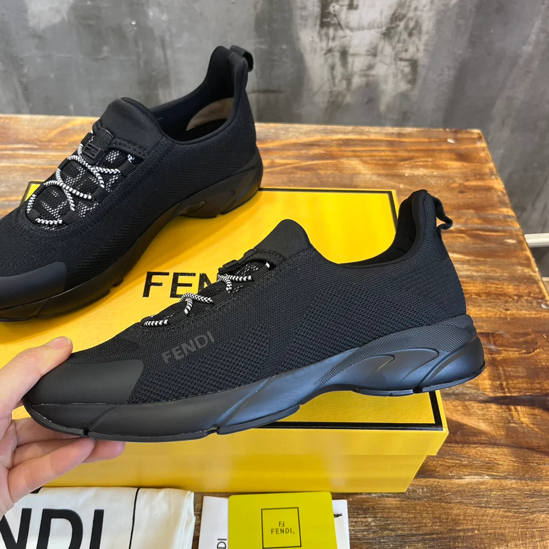 FENDI SNEAKER