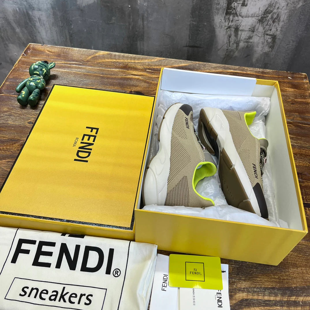FENDI SNEAKER