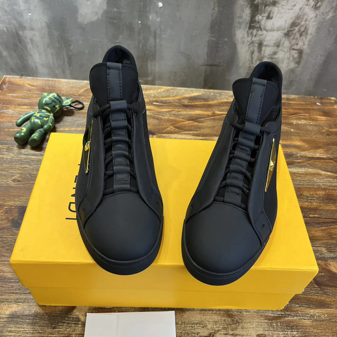FENDI SNEAKER