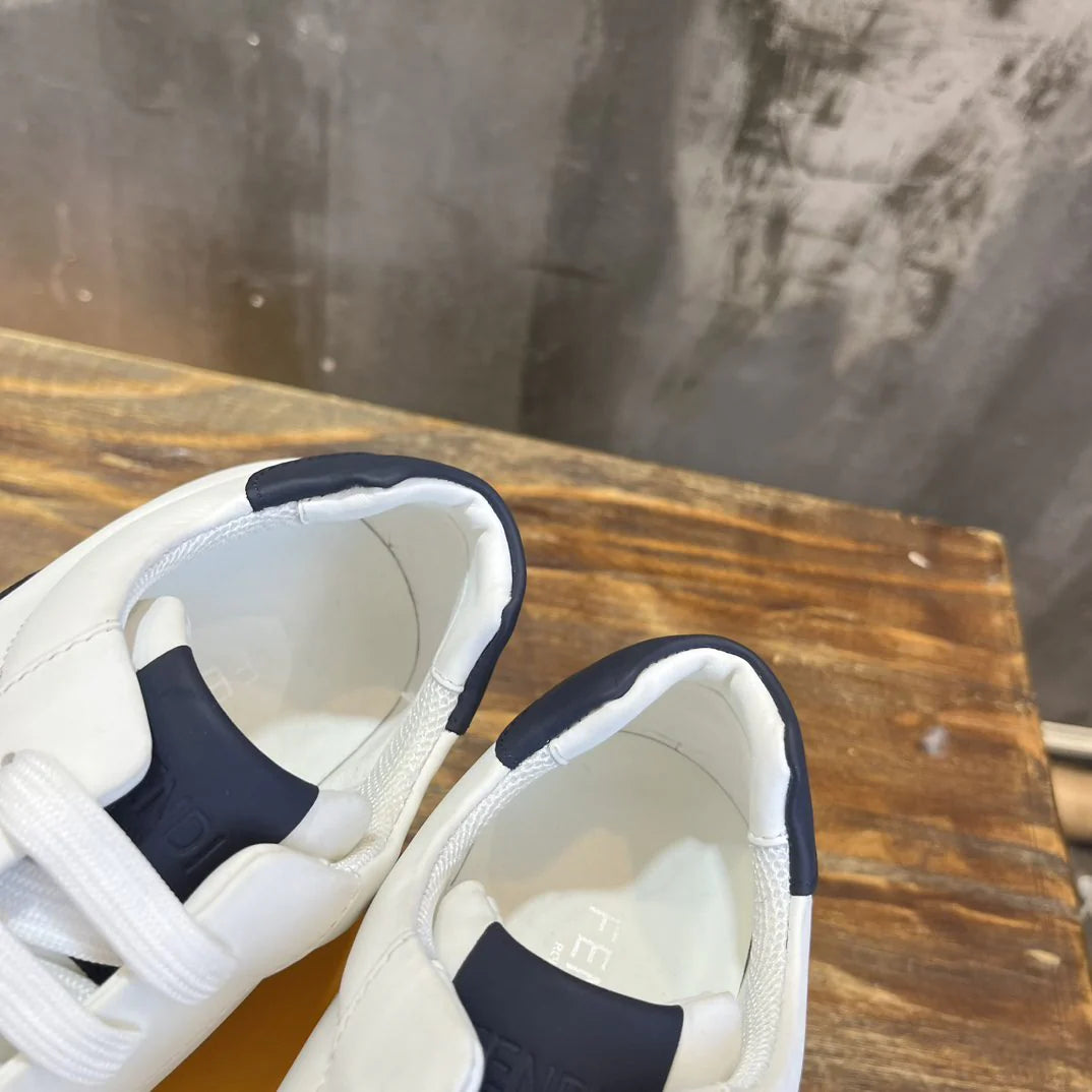 FENDI SNEAKER