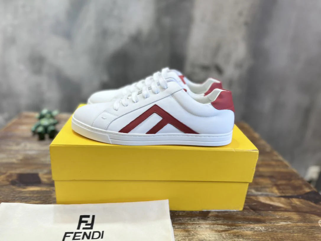 FENDI SNEAKER