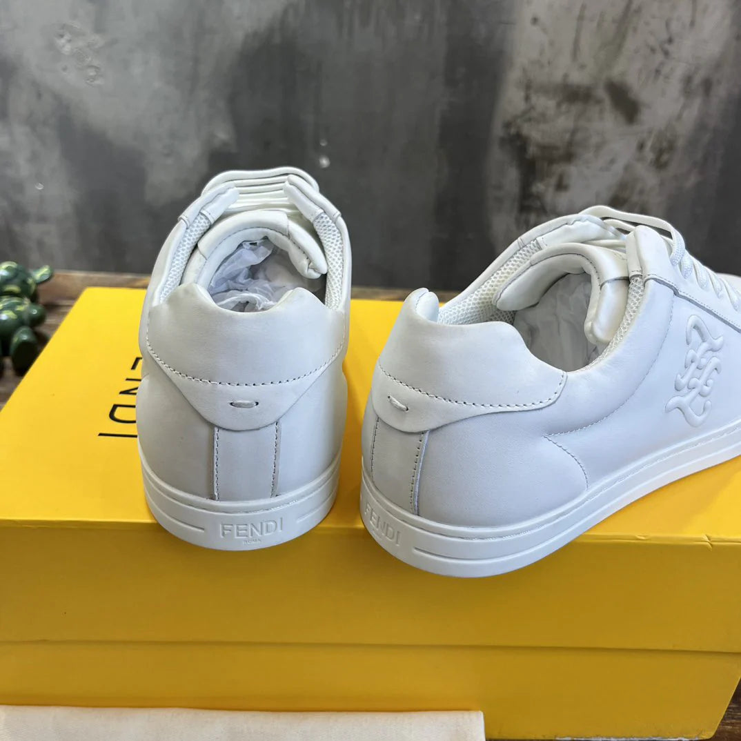 FENDI SNEAKER