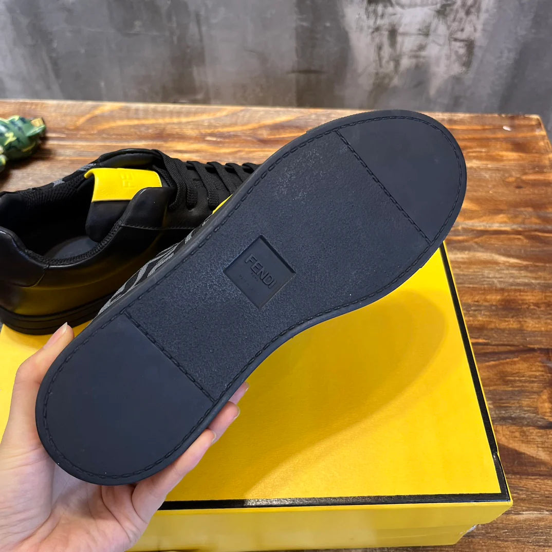 FENDI SNEAKER