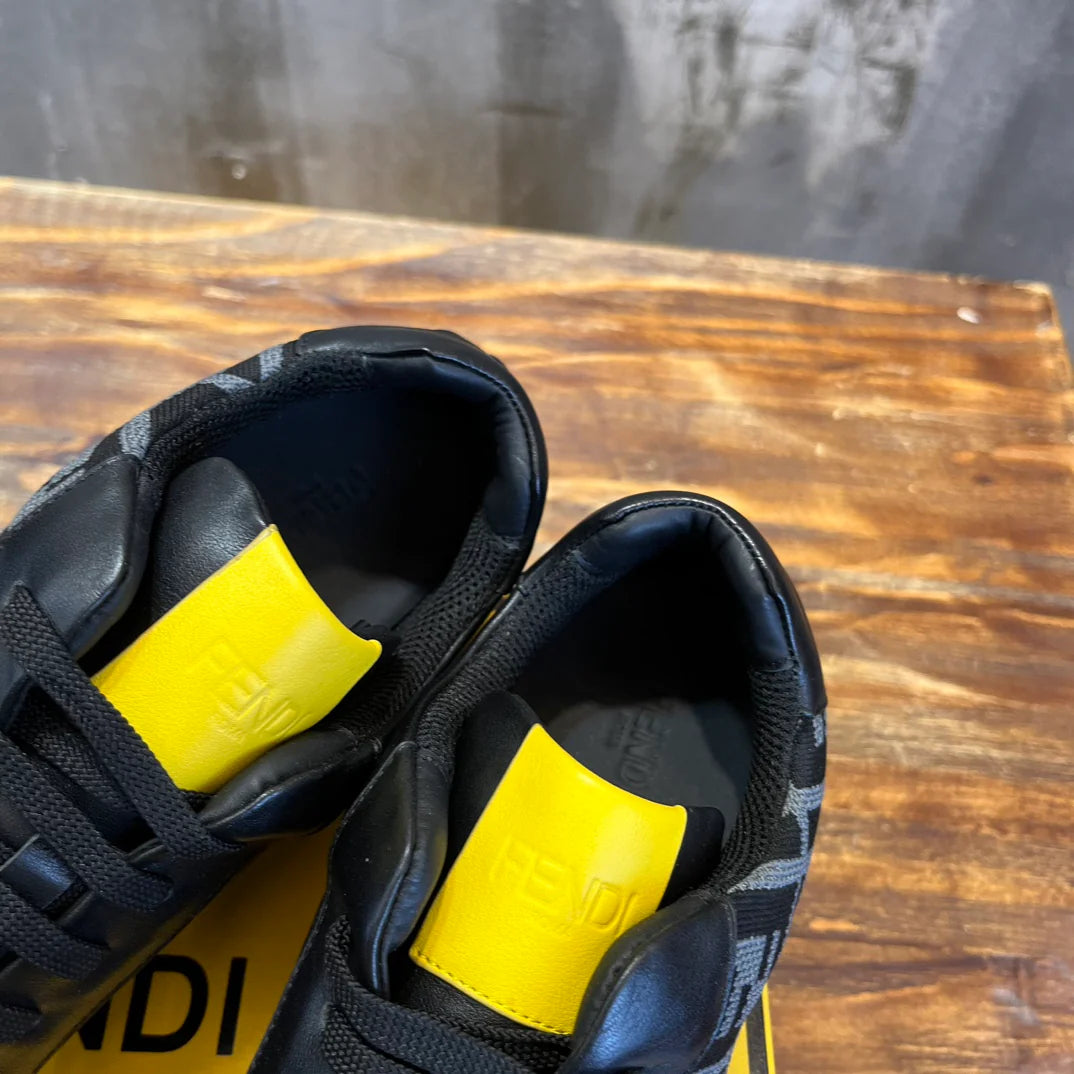 FENDI SNEAKER