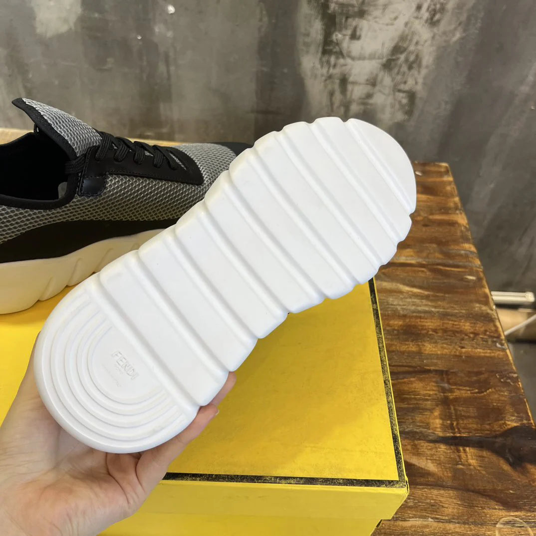 FENDI SNEAKER