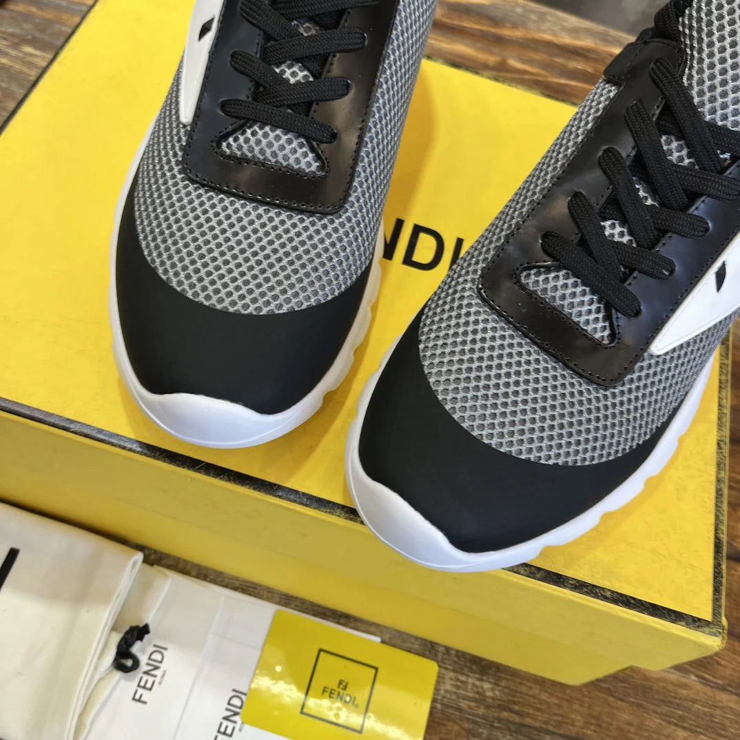 FENDI SNEAKER