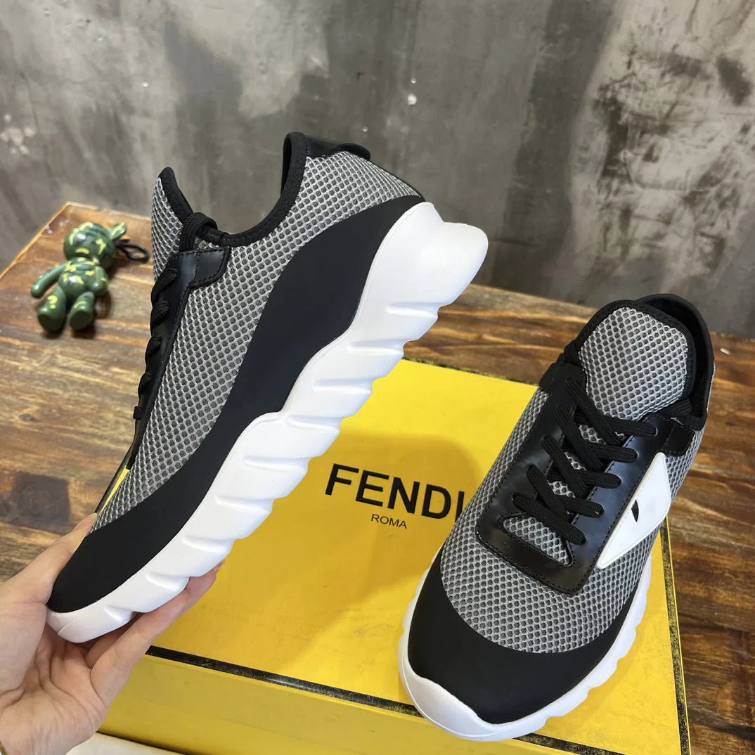 FENDI SNEAKER