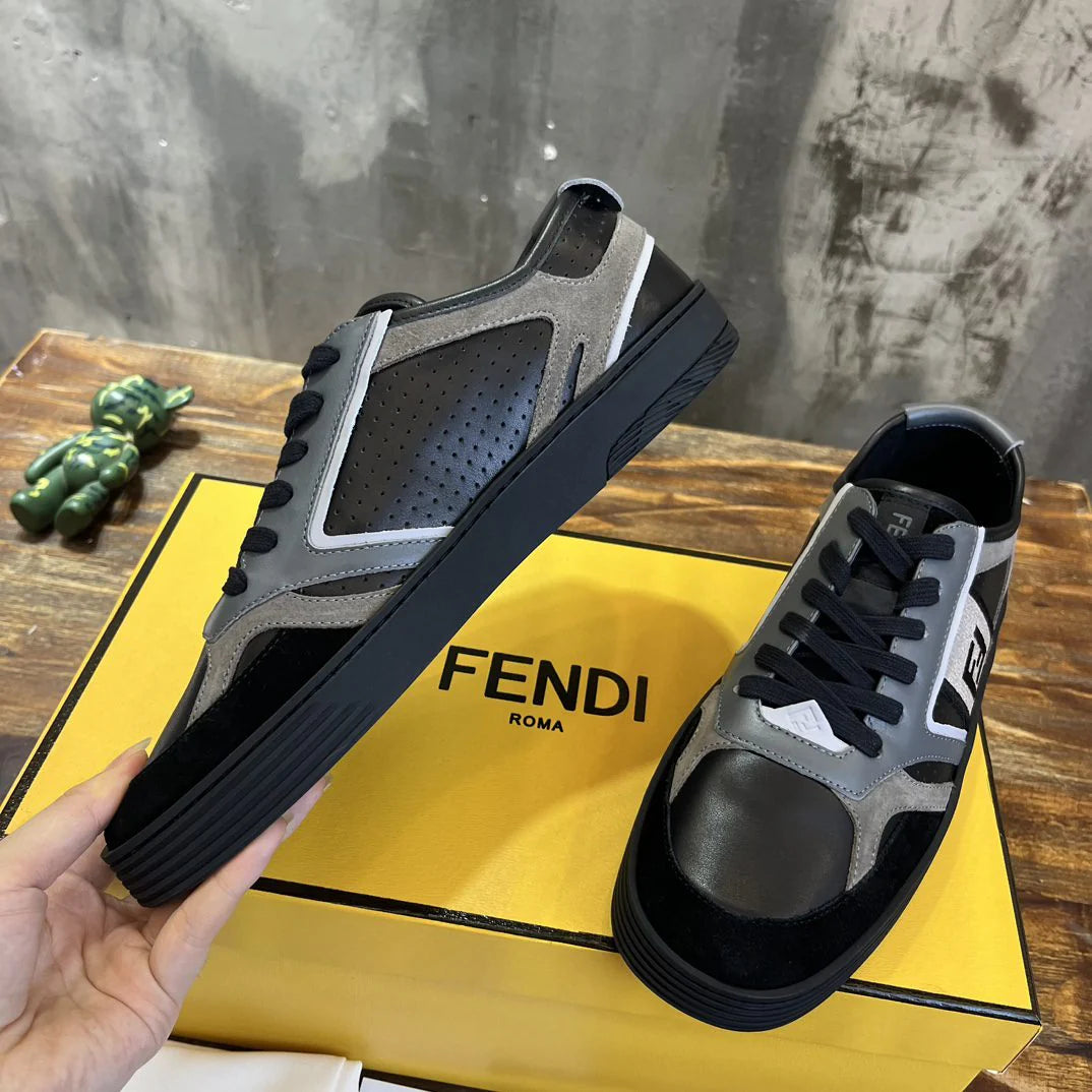 FENDI SNEAKER